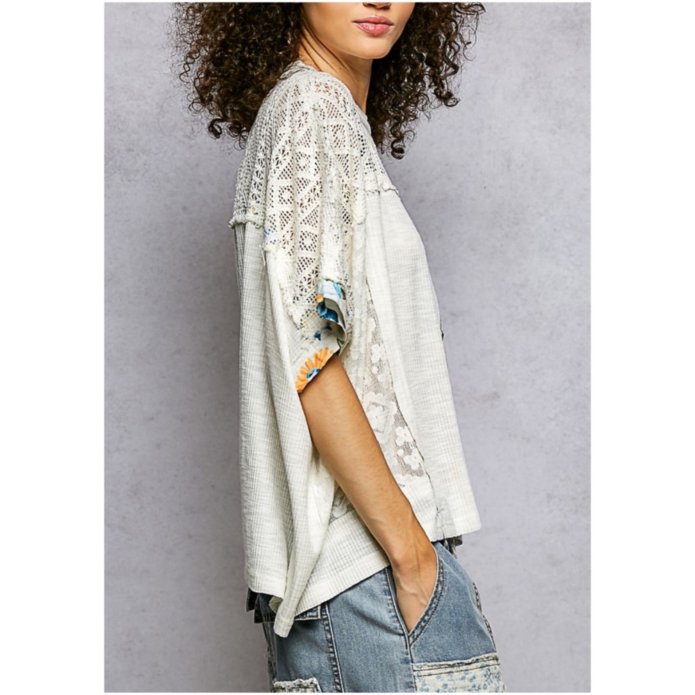 POL Floral Print Semi Sheer Short Sleeve Loose Fit Top - Picture 5 of 6
